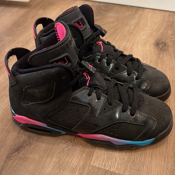 AIR JORDAN 6 RETRO GS 'PINK FLASH’ - Picture 11 of 11
